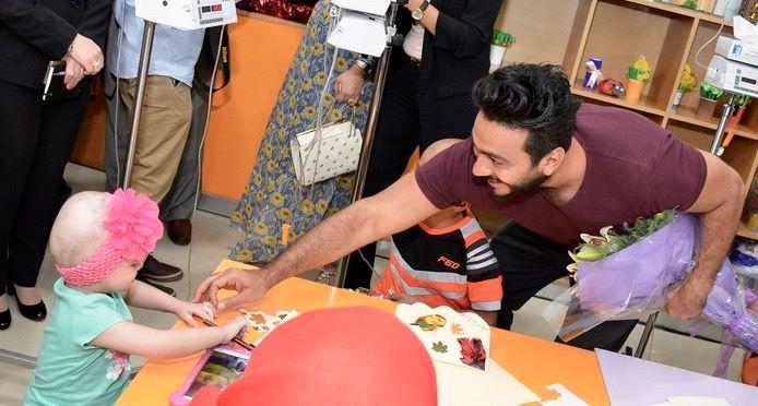 سمو الأميرة غيداء طلال تستقبل الفنان المصري تامر حسني في مركز الحسين للسرطان 